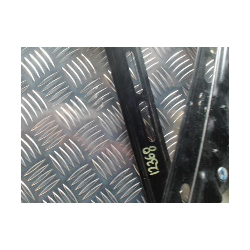 Leve vitre electrique avant gauche CITROEN C4 PICASSO 2 PHASE 2 d’occasion