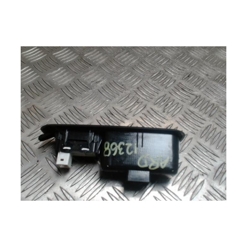 Interrupteur de leve vitre arriere droit CITROEN C4 PICASSO 2 PHASE 2 d’occasion