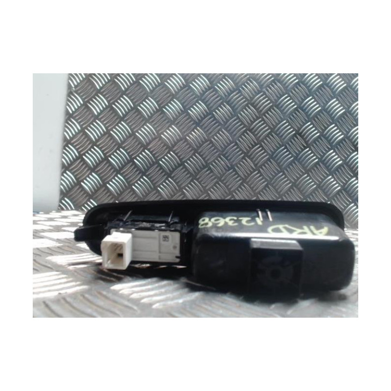 Interrupteur de leve vitre arriere droit CITROEN C4 PICASSO 2 PHASE 2 d’occasion