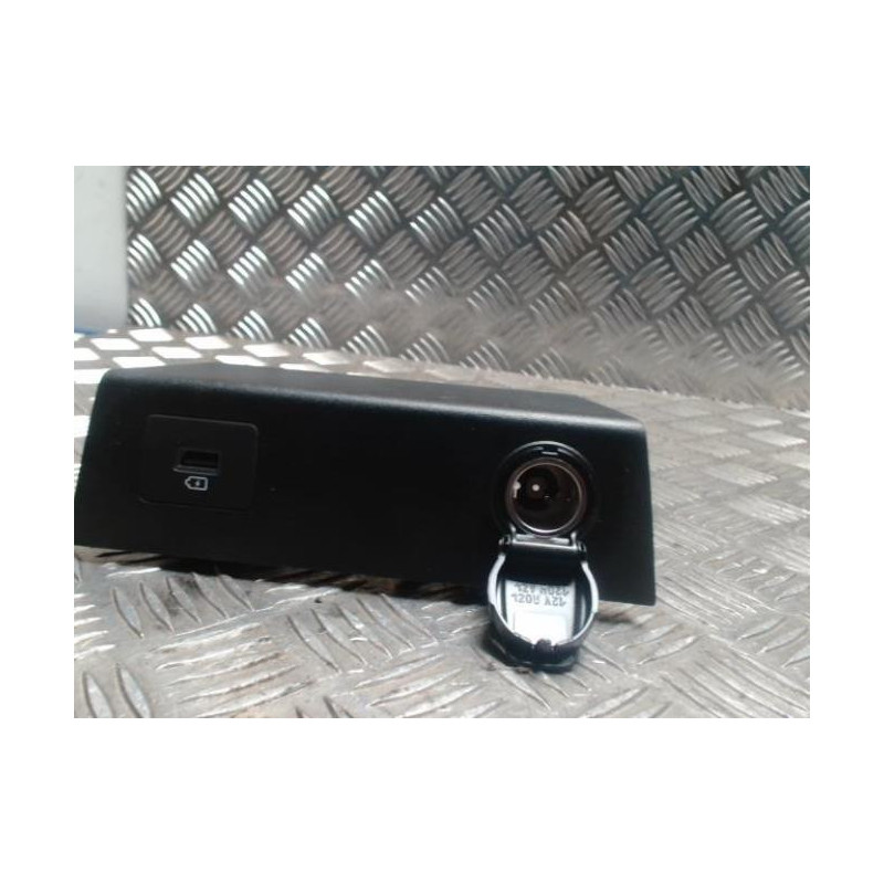 Allume cigare DACIA SANDERO 3 STEPWAY d’occasion