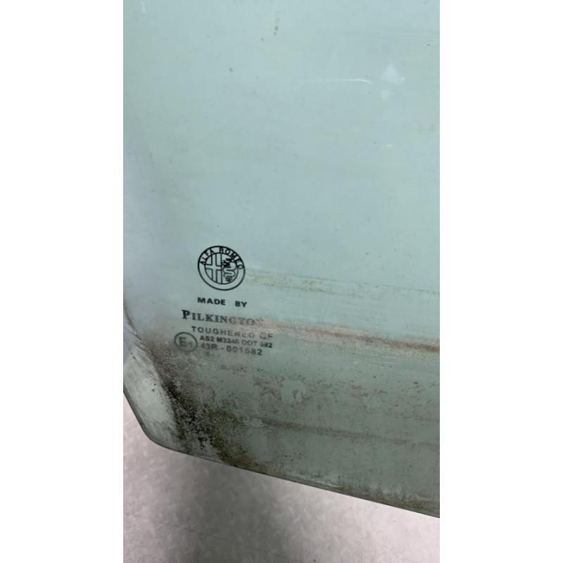 Vitre avant droit ALFA ROMEO 147 PHASE 2 d’occasion