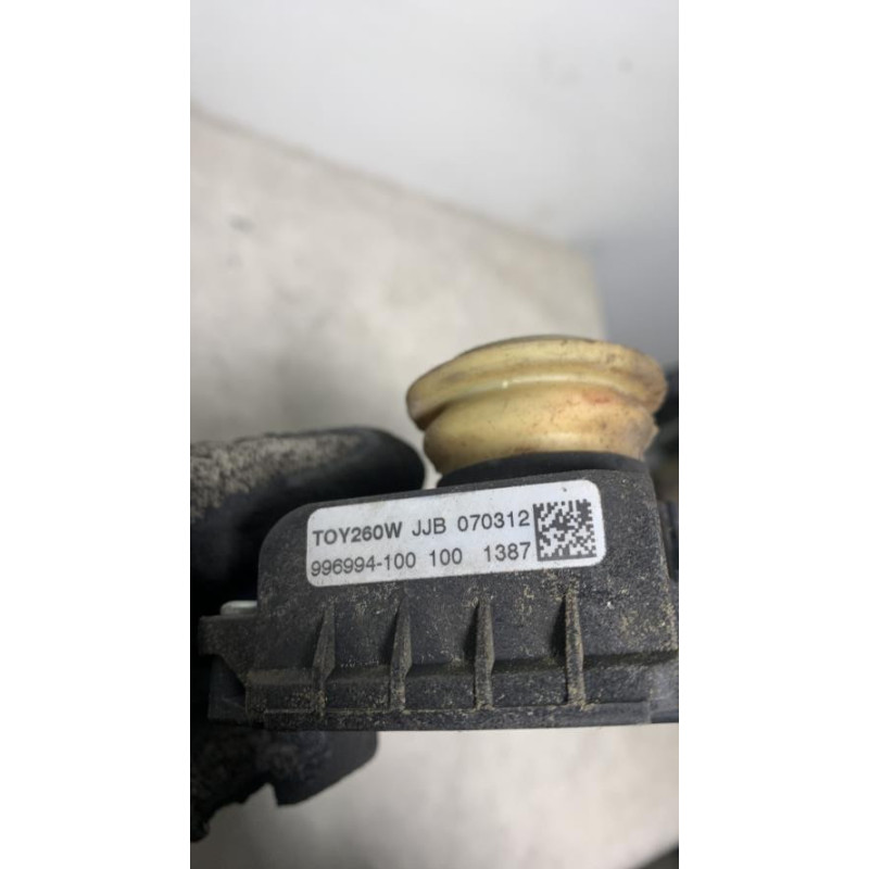 Leve vitre electrique arriere gauche TOYOTA COROLLA VERSO 2 PHASE 2 d’occasion
