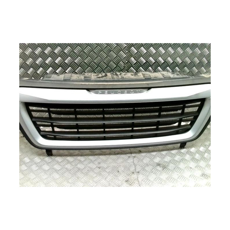 Calandre PEUGEOT BOXER 3 PHASE 2 d’occasion