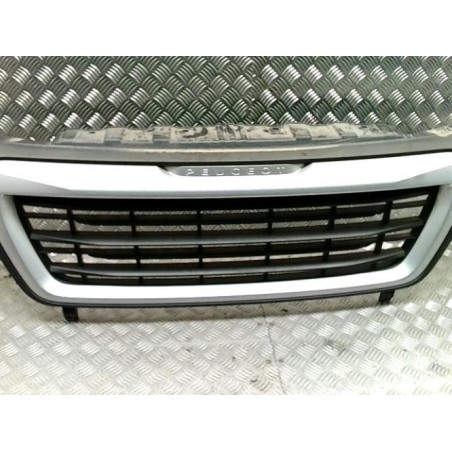 Calandre PEUGEOT BOXER 3 PHASE 2 d’occasion