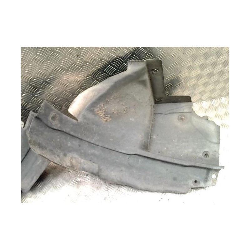Pare boue avant droit RENAULT TRAFIC 2 PHASE 1 d’occasion