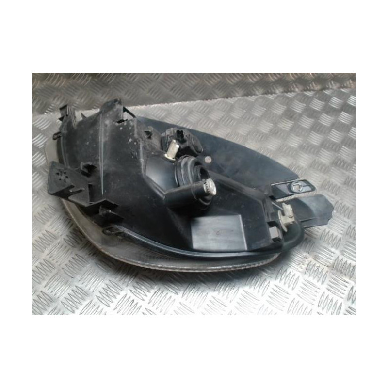 Optique avant principal droit (feux)(phare) CITROEN XSARA PICASSO PHASE 1 d’occasion
