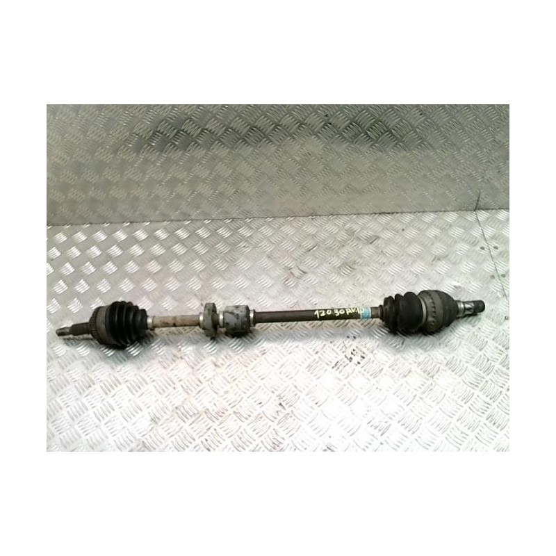 Cardan droit (transmission) RENAULT CLIO 2 PHASE 1 d’occasion