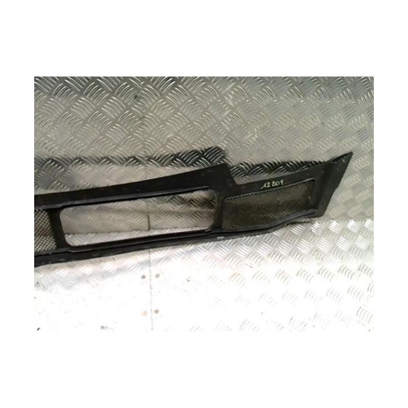 Baie de pare brise AUDI A4 1 AVANT PHASE 2 BREAK d’occasion