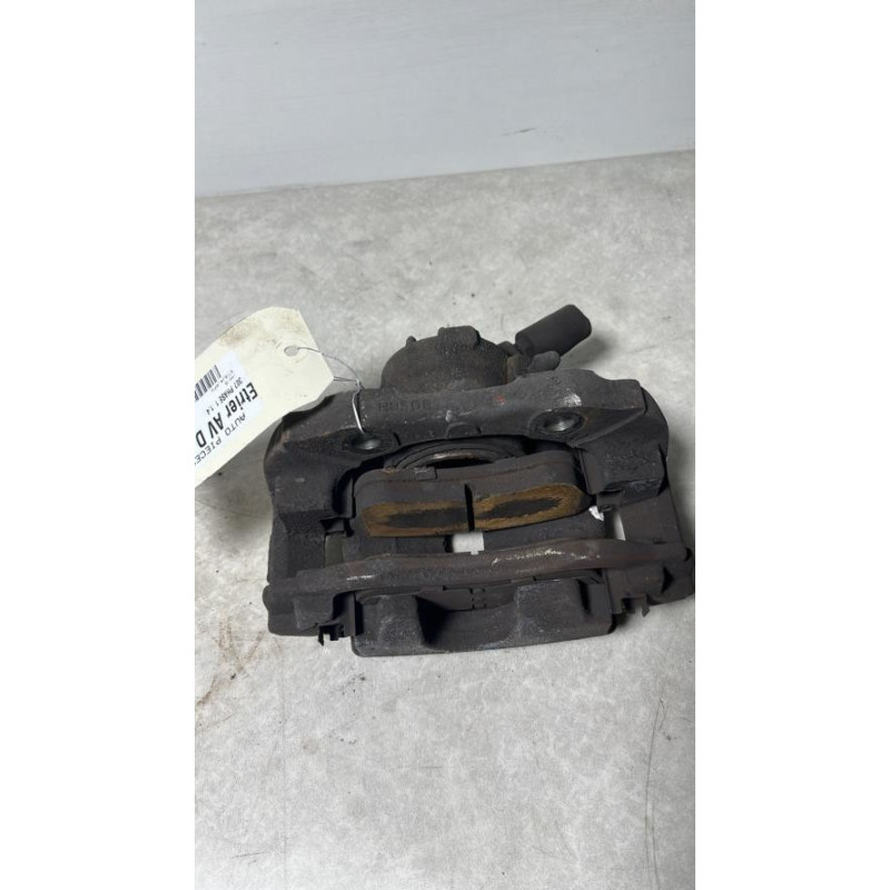 Etrier avant droit (freinage) PEUGEOT 307 PHASE 1 d’occasion