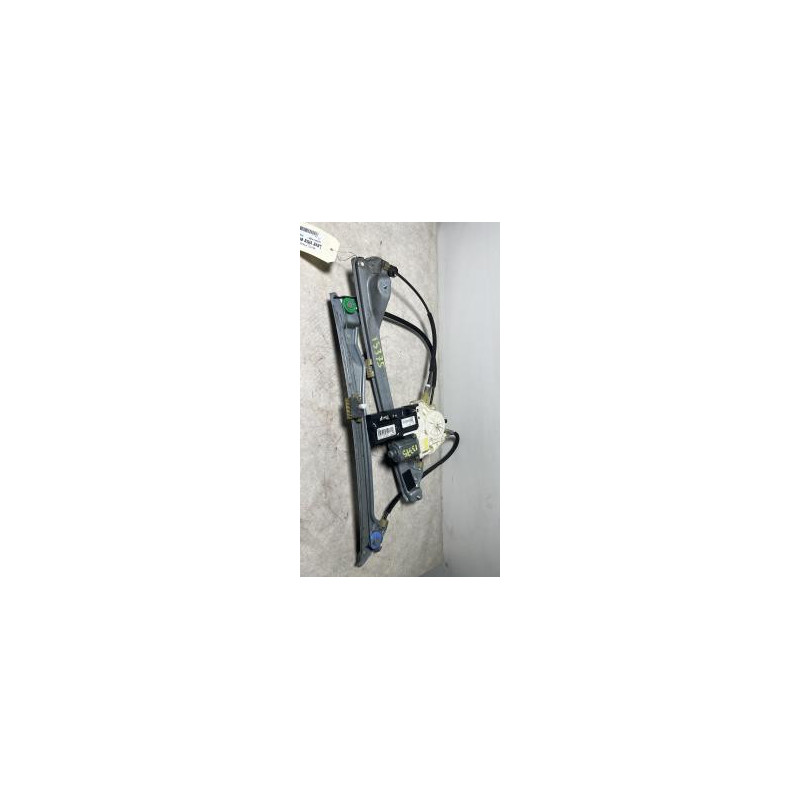 Leve vitre electrique avant gauche RENAULT LAGUNA 3 PHASE 1 d’occasion