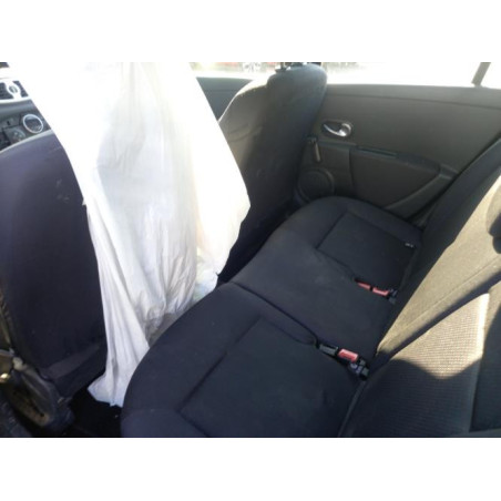Treuil de roue de secours RENAULT CLIO 3 PHASE 1 d’occasion