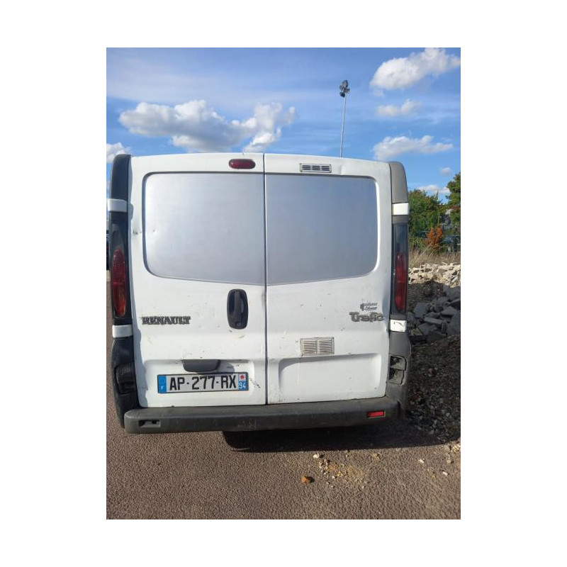 Bras essuie glace avant gauche RENAULT TRAFIC 2 PHASE 1 d’occasion