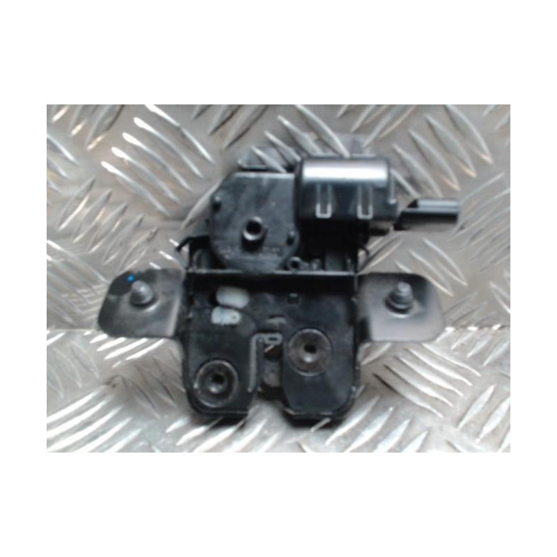 Serrure de hayon RENAULT CLIO 5 PHASE 1 d’occasion