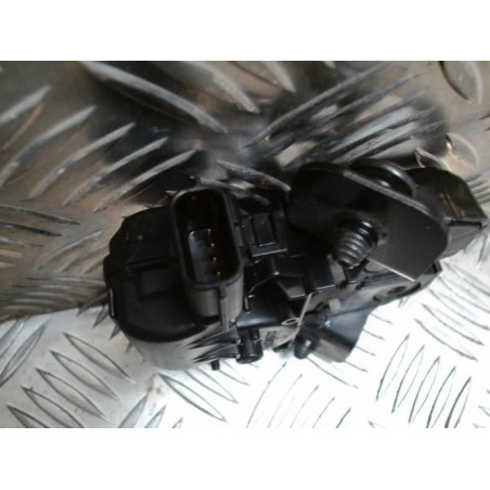Serrure de hayon RENAULT CLIO 5 PHASE 1 d’occasion