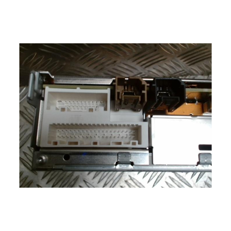 Autoradio d'origine RENAULT CLIO 5 PHASE 1 d’occasion