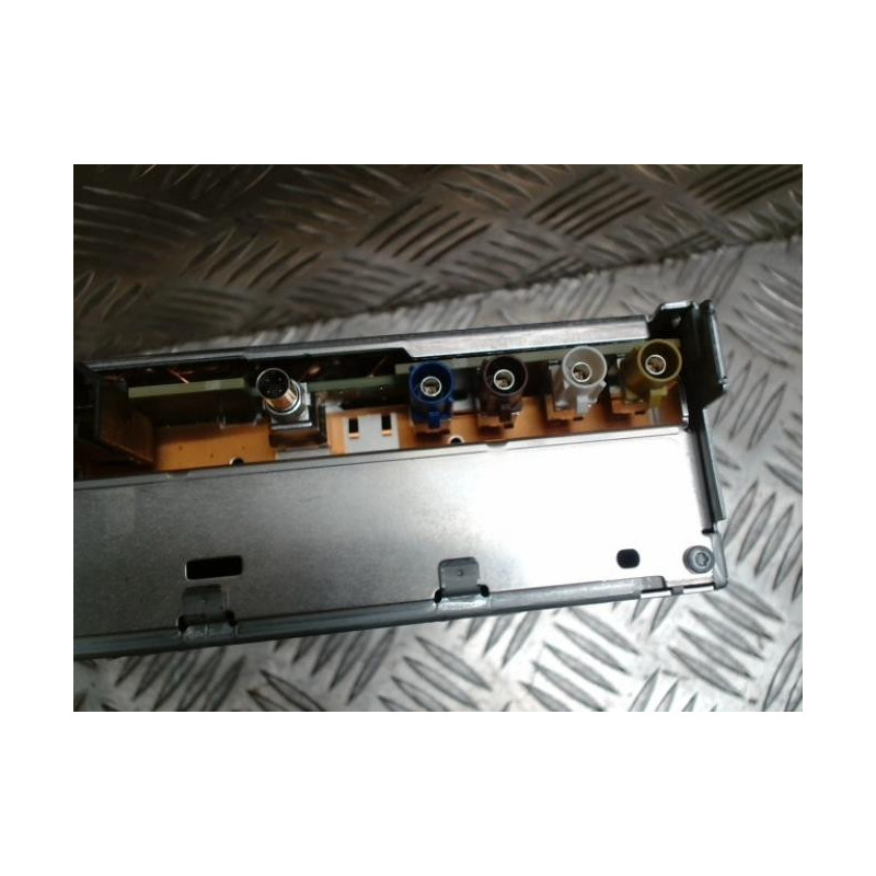 Autoradio d'origine RENAULT CLIO 5 PHASE 1 d’occasion