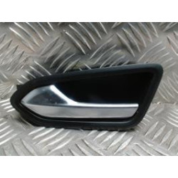 Poignee interieur avant gauche RENAULT CLIO 5 PHASE 1 d’occasion