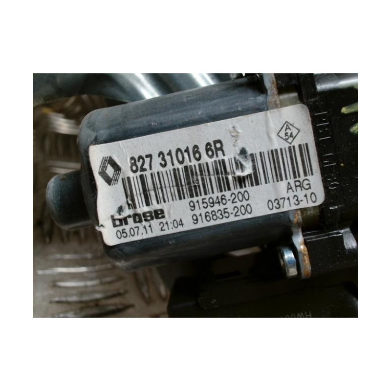 Leve vitre electrique arriere gauche RENAULT SCENIC 3 PHASE 1 d’occasion