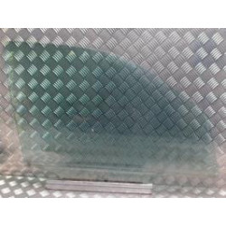 Vitre avant droit MERCEDES CLASSE M 163 PHASE 2 d’occasion