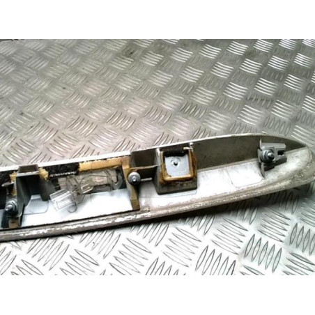 Eclairage de plaque RENAULT SCENIC 3 PHASE 1 d’occasion