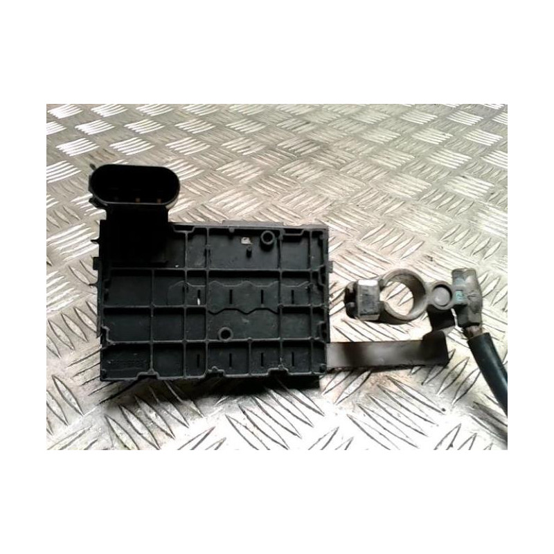 Cosse de batterie VOLKSWAGEN GOLF 4 d’occasion