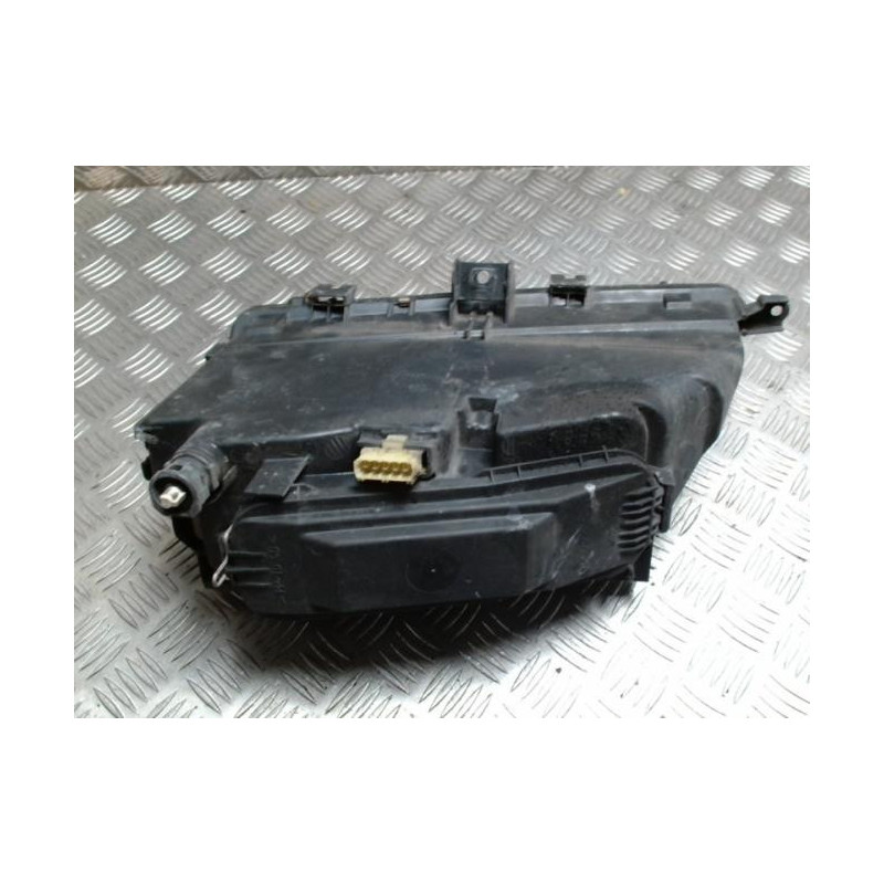 Optique avant principal droit (feux)(phare) CITROEN XANTIA PHASE 2 d’occasion