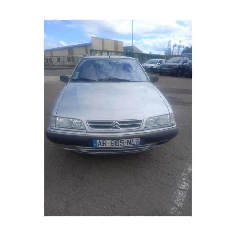 Optique avant principal droit (feux)(phare) CITROEN XANTIA PHASE 2 d’occasion