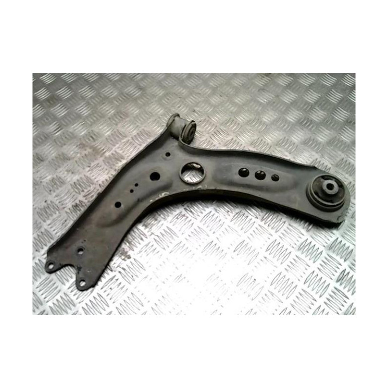 Triangle avant droit VOLKSWAGEN GOLF 7 PHASE 1 d’occasion
