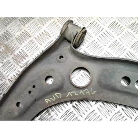 Triangle avant droit VOLKSWAGEN GOLF 7 PHASE 1 d’occasion