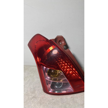 Feu arriere principal gauche (feux) SUZUKI SWIFT 3 d’occasion