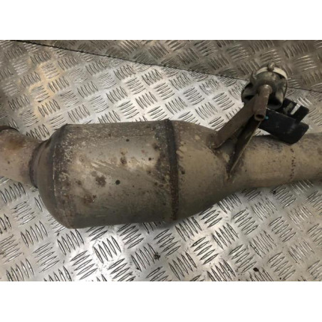 Tube intermediaire (echappement) RENAULT TRAFIC 3 COURT PHASE 2 d’occasion