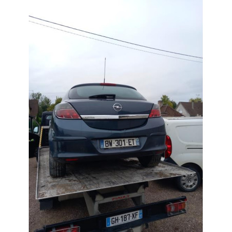 Pompe de direction OPEL ASTRA H GTC PHASE 1 d’occasion