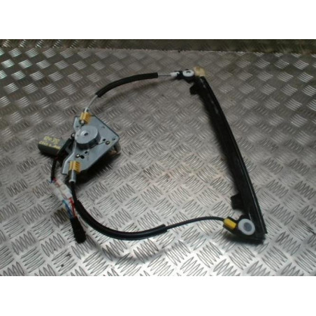 Leve vitre electrique avant gauche RENAULT CLIO 2 CAMPUS PHASE 2 d’occasion