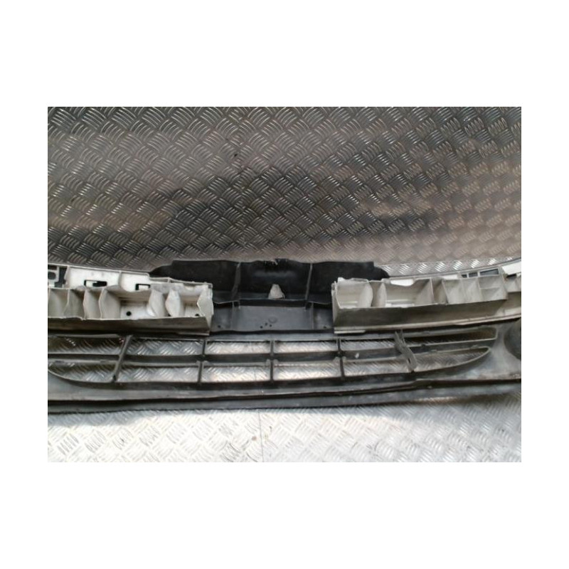 Pare choc avant RENAULT MEGANE 1 PHASE 2 d’occasion