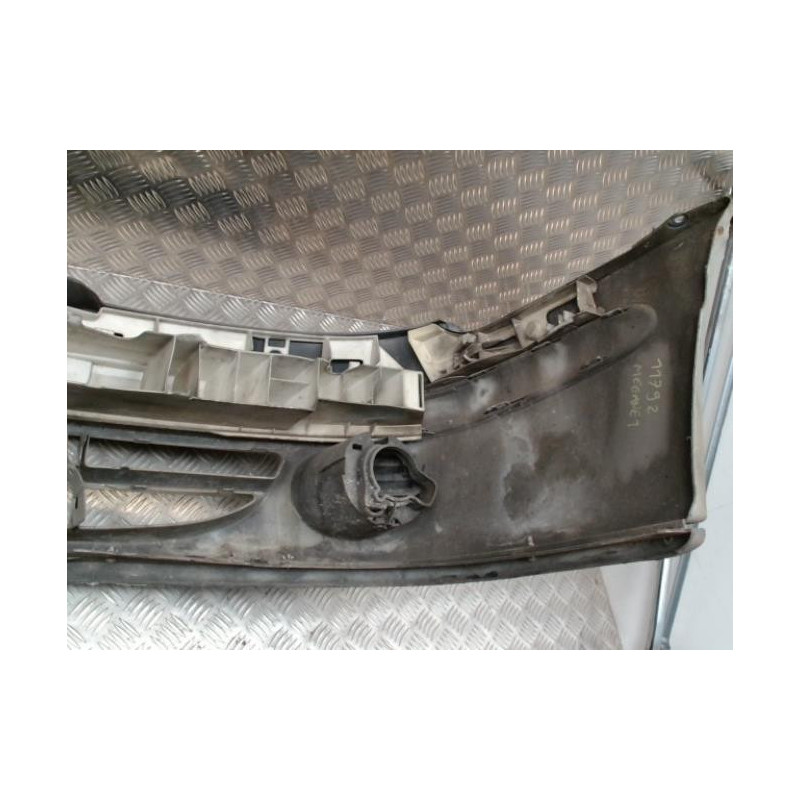 Pare choc avant RENAULT MEGANE 1 PHASE 2 d’occasion