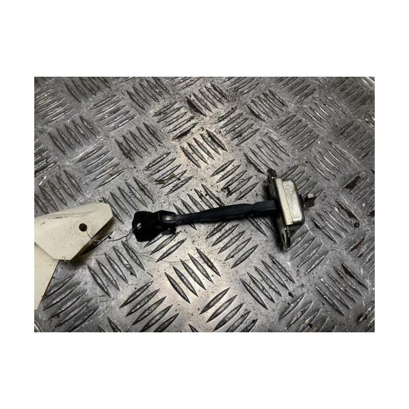 Tirant de porte avant gauche TOYOTA YARIS 2 PHASE 1 d’occasion