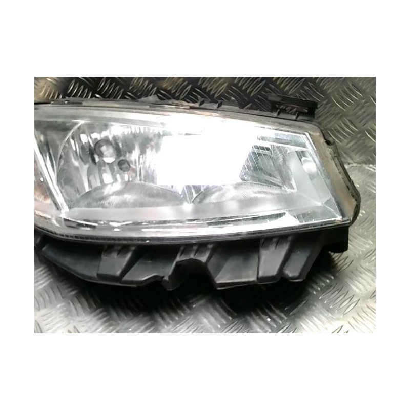 Optique avant principal droit (feux)(phare) RENAULT MEGANE 2 PHASE 1 d’occasion