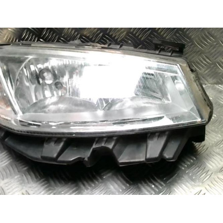Optique avant principal droit (feux)(phare) RENAULT MEGANE 2 PHASE 1 d’occasion