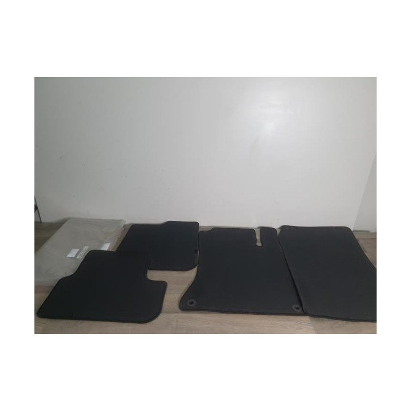 Tapis de sol MERCEDES CLASSE CLA 117 d’occasion