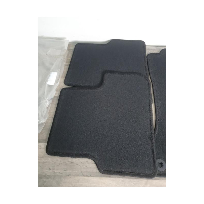 Tapis de sol MERCEDES CLASSE CLA 117 d’occasion
