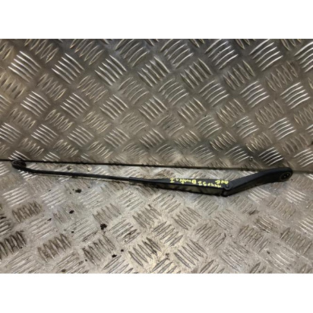 Bras essuie glace avant gauche DACIA DUSTER 1 PHASE 2 d’occasion