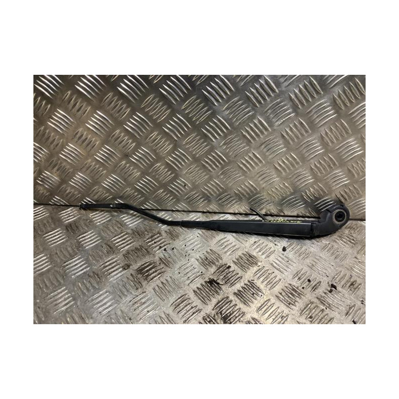 Bras essuie glace avant gauche CITROEN C4 CACTUS d’occasion