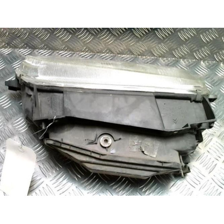 Optique avant principal droit (feux)(phare) CITROEN XANTIA PHASE 2 d’occasion