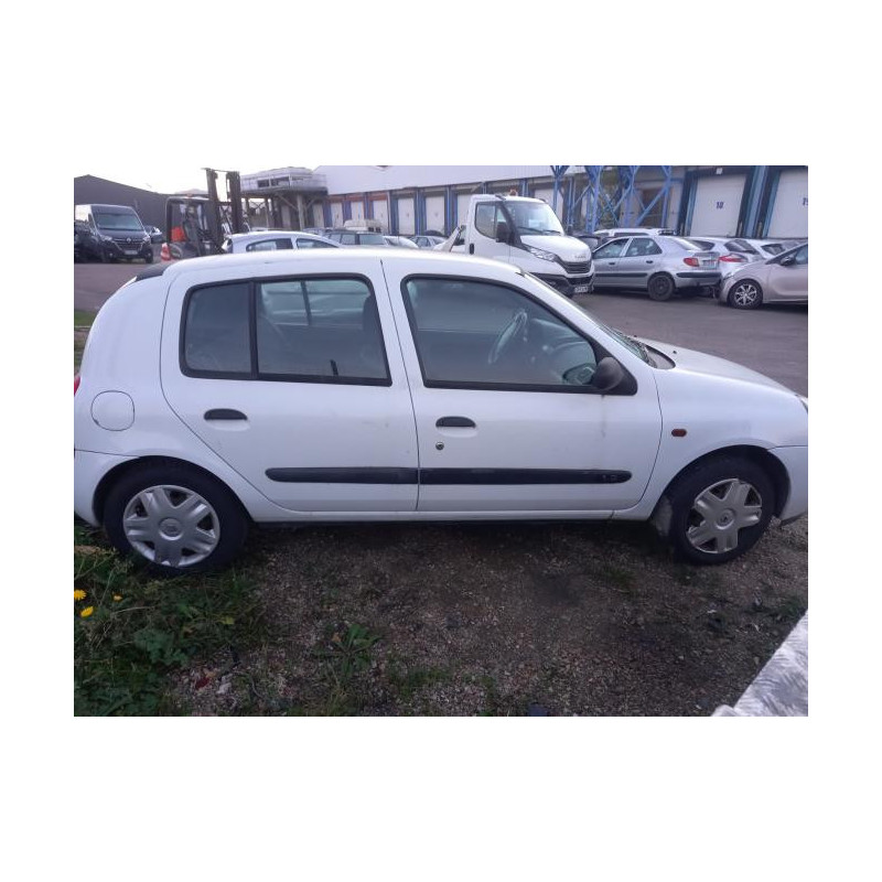 Interrupteur de leve vitre avant gauche RENAULT CLIO 2 PHASE 2 d’occasion