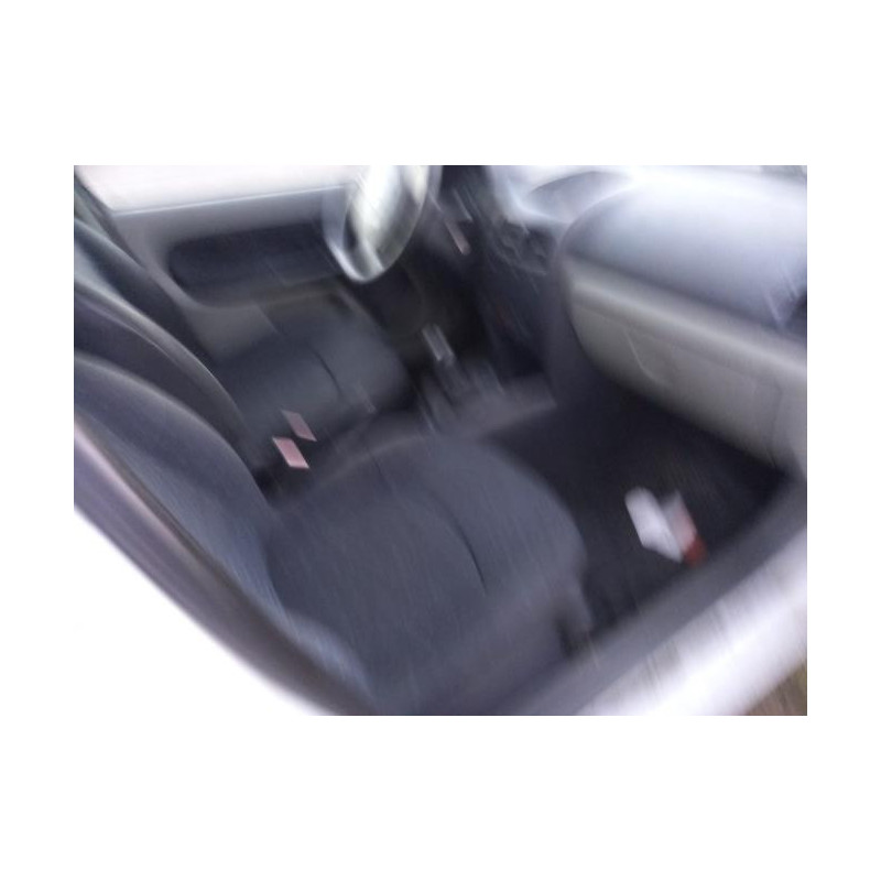 Interrupteur de leve vitre avant gauche RENAULT CLIO 2 PHASE 2 d’occasion