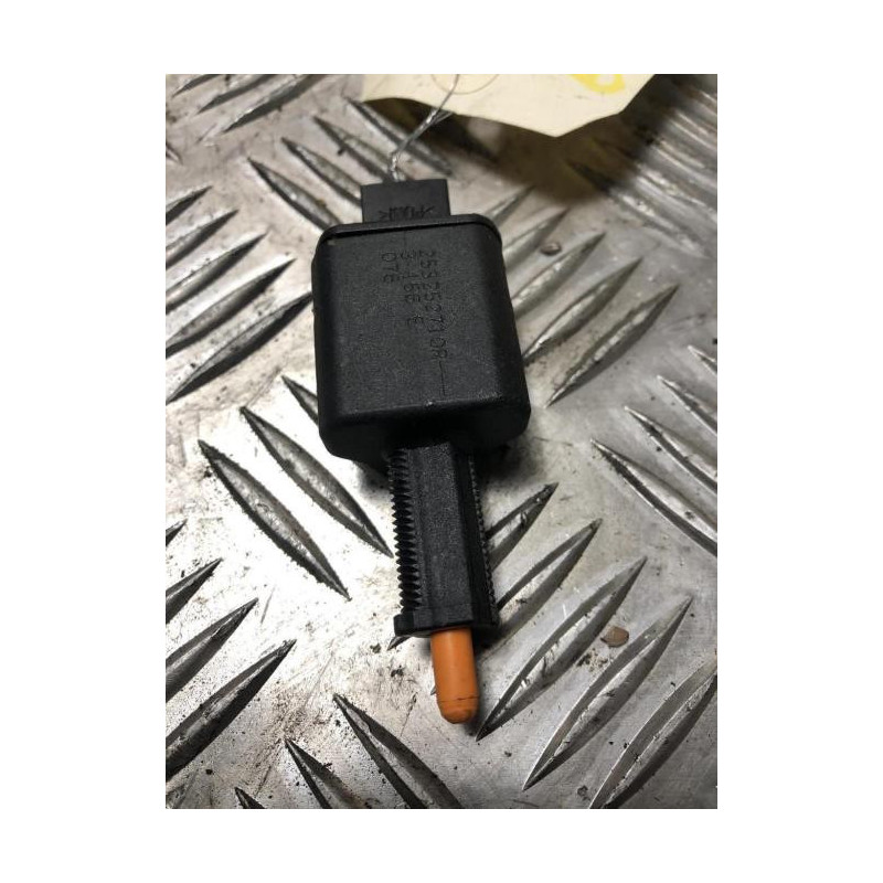 Contacteur feu stop RENAULT SCENIC 3 PHASE 3 d’occasion