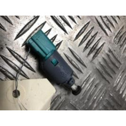 Contacteur feu stop RENAULT SCENIC 3 PHASE 3 d’occasion