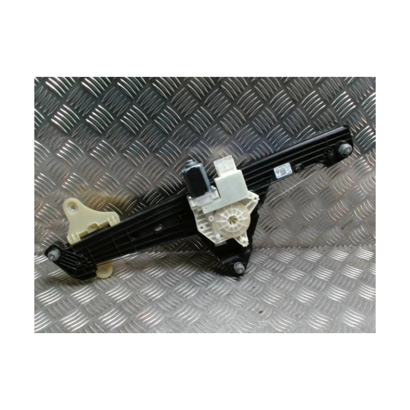 Leve vitre electrique arriere droit RENAULT CLIO 5 PHASE 1 d’occasion