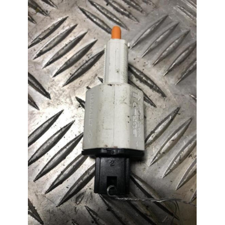 Contacteur feu stop RENAULT SCENIC 3 PHASE 3 d’occasion