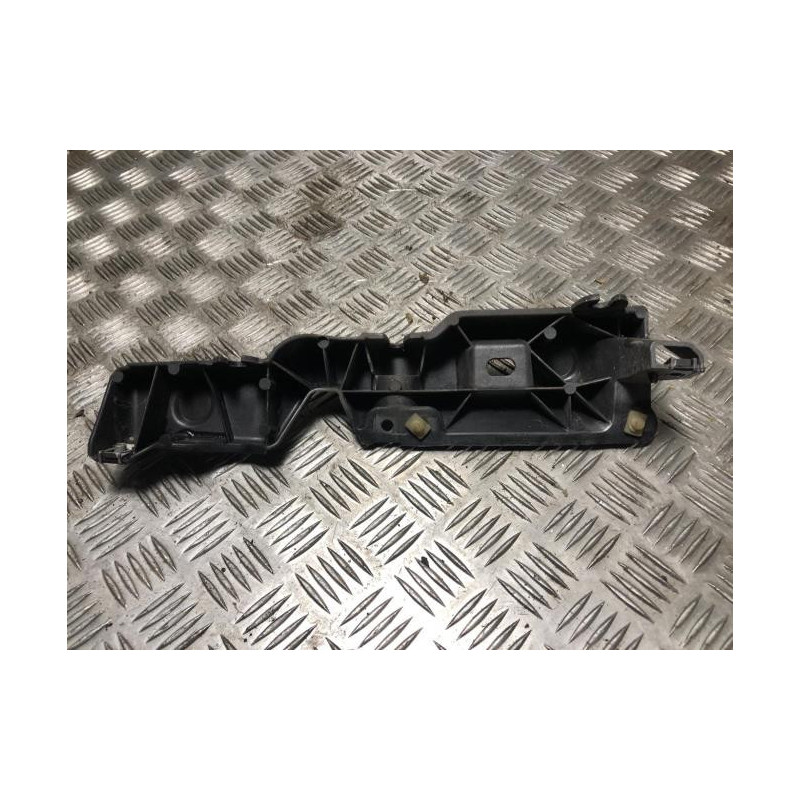 Support aile droit RENAULT SCENIC 3 PHASE 3 d’occasion